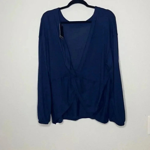 Eloquii NWT 18/20 soft sweater long sleeves with cuffs - Picture 1 of 3